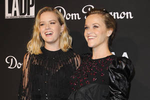 Ava Phillippe and Reese Witherspoon Bild von Ava Phillippe and Reese Witherspoon